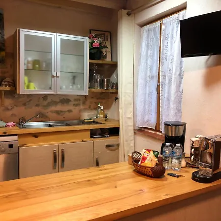 בית נופש Carcahouse קרקסון